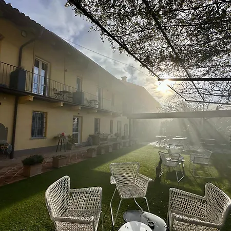 乡村民宿 艾克门塔乡村民宿 Brusasco